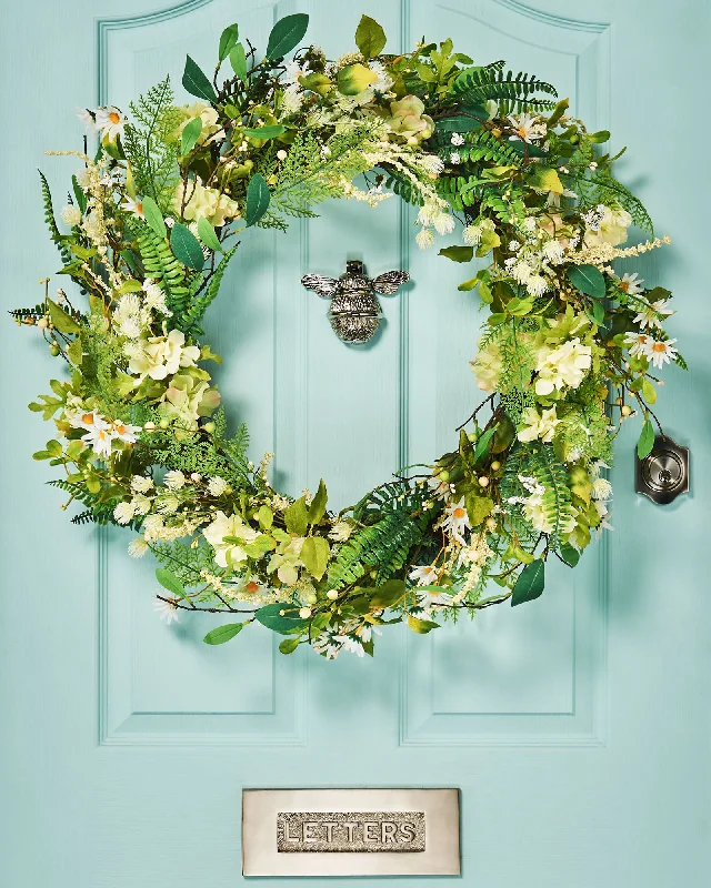 Artificial Floral Daisy Wreath, Green & White, 28 Inch