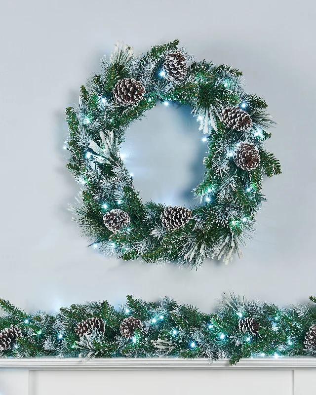 Pre-Lit Snow Flocked Wreath, Pinecones, 60 cm