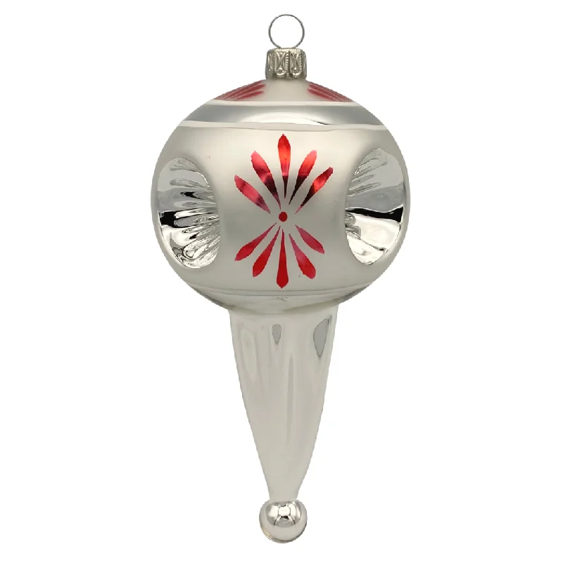 Silver Tri-Reflector with Droptip and Red Holly, Ornament by Glas Bartholmes