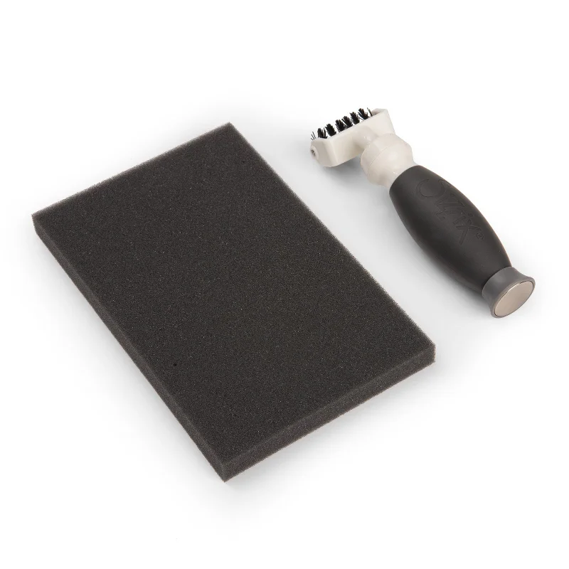 Sizzix Accessory - Die Brush w/Magnetic Pickup Tool