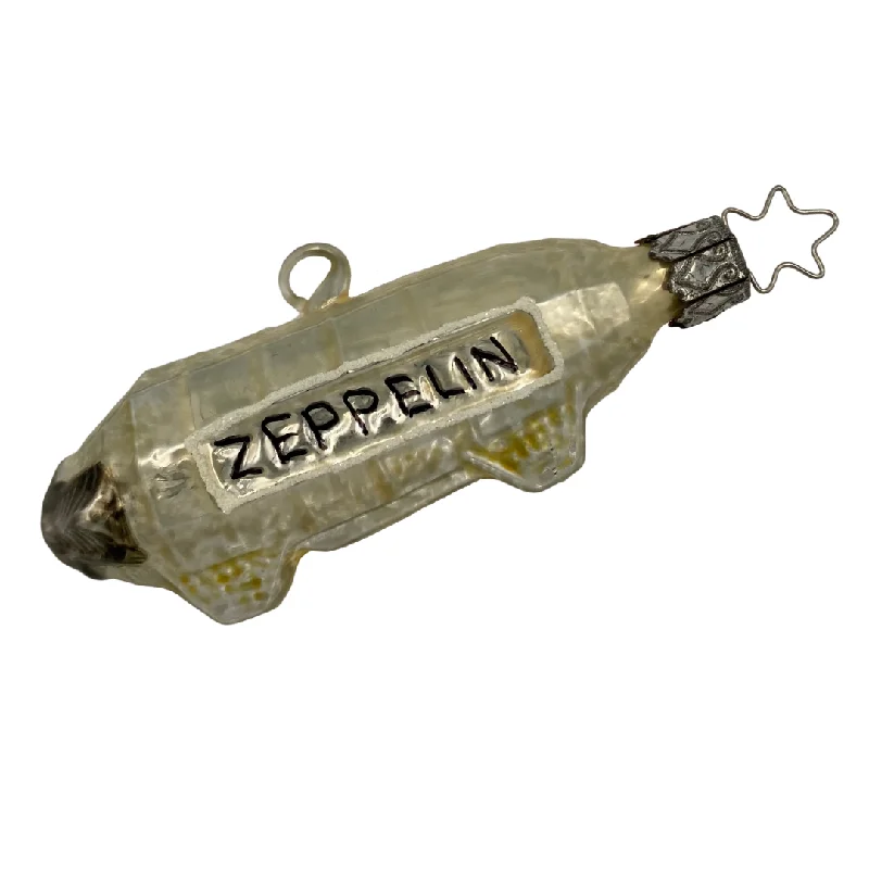 Zeppelin by Inge Glas of Germany